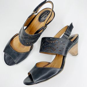 Clarks Artisan Slingback Leather Peep Toe Sandals